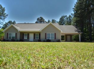 2271 Hopewell Rd, Valley, AL 36854