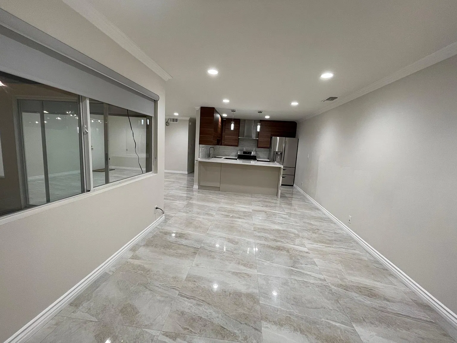 3 bed, 1156 sqft, $4,000 — Photo 4