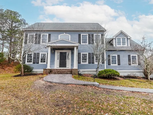123 Fairview Ln, Plymouth, MA 02360