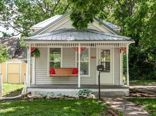 1104 New York St, Lawrence, KS 66044