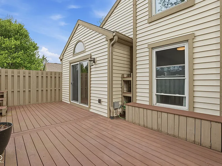 11610 Buttonwood Dr — Photo 42
