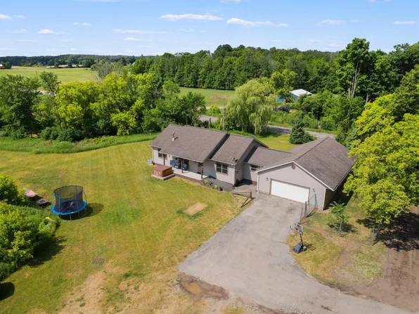 20894 160th Ave, Big Rapids, MI 49307