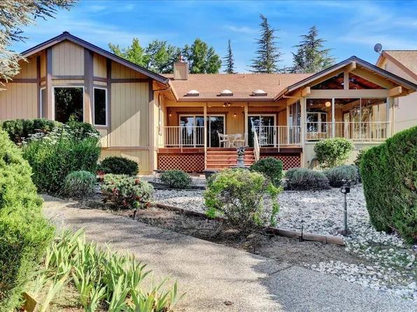 18114 Lake Forest Dr, Penn Valley, CA 95946