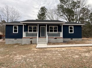 2557 Martin Luther King Dr, Elizabethtown, NC 28337