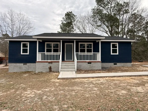 2557 Martin Luther King Dr, Elizabethtown, NC 28337