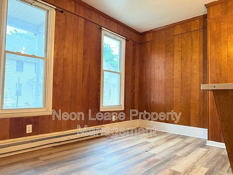 200 SE 2nd St #200 — Photo 17