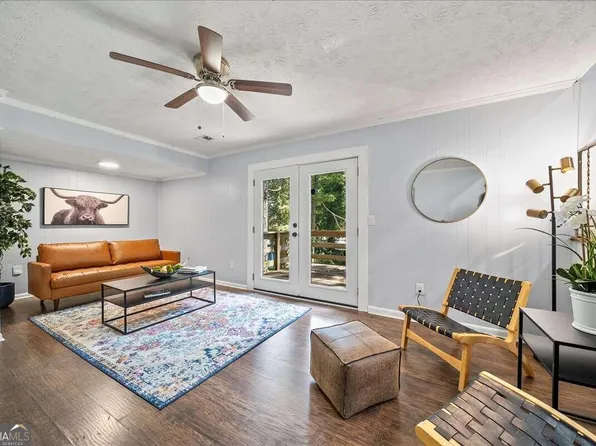 2281 Tarian Dr, Decatur, GA 30034