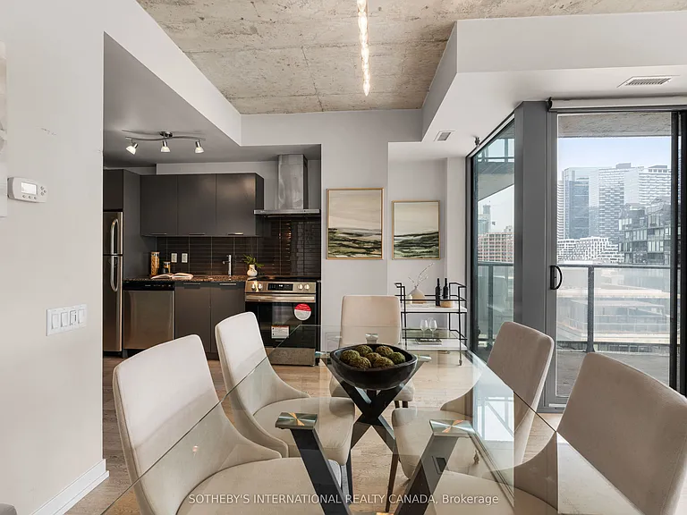 95 Bathurst St #1204 — Photo 6