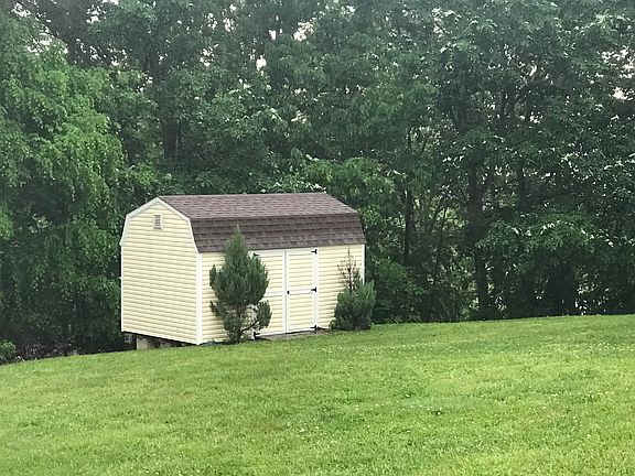 Matching storage shed 