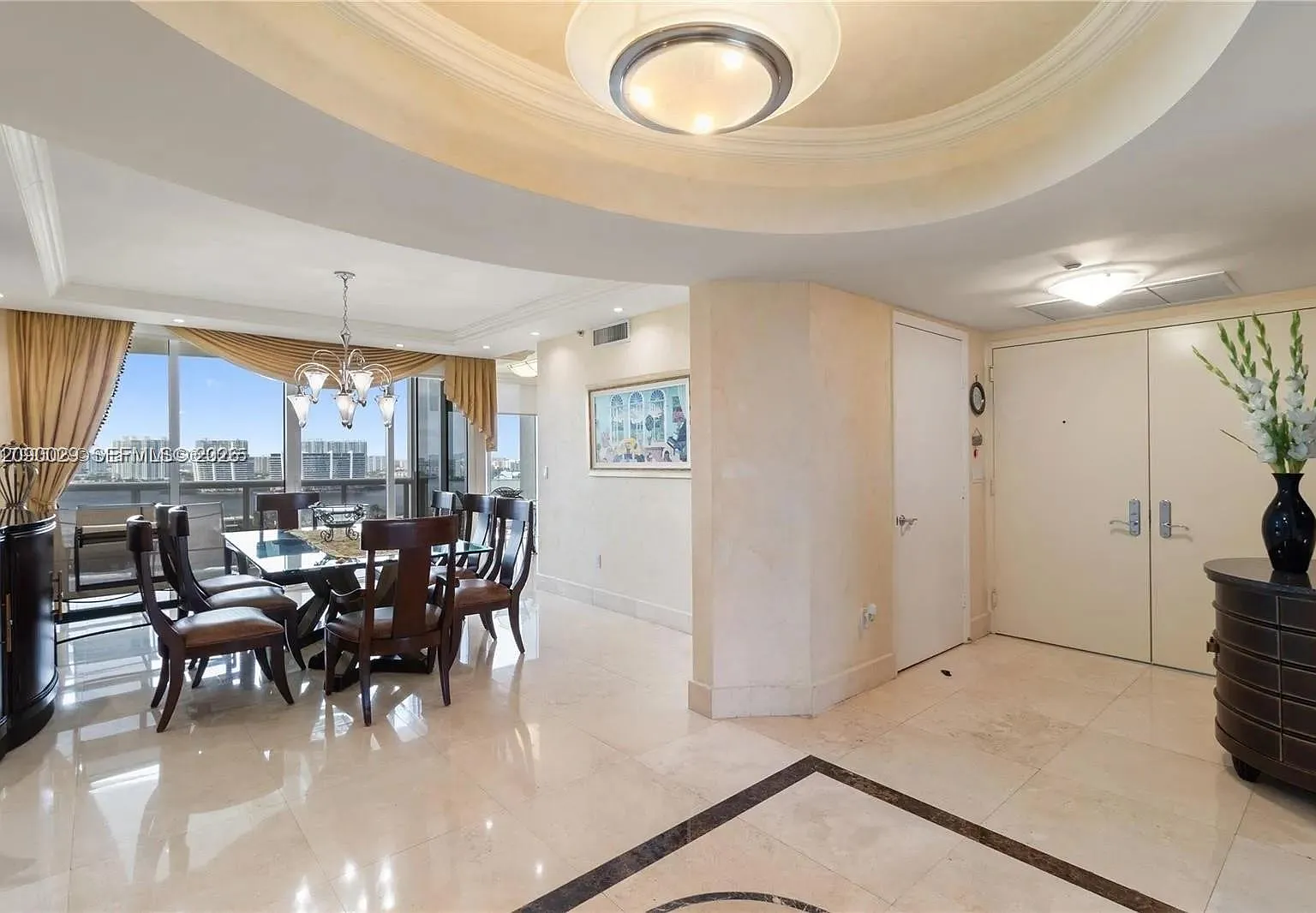 Ocean Three Condo — Photo 3