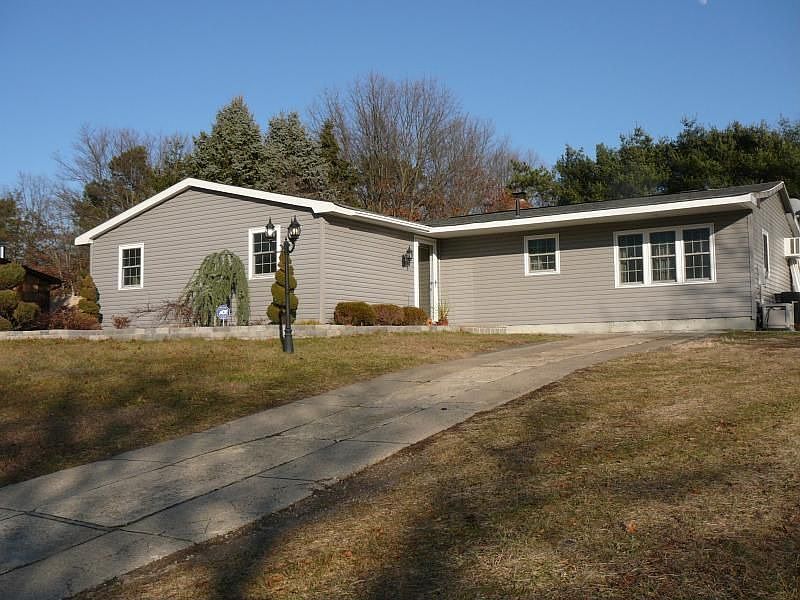 1st image of 159 8th Ave