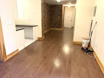 Rented by Tapiro Realty