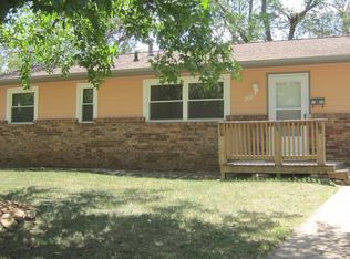 2533 Ridge Ct, Lawrence, KS 66046