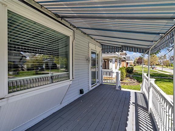 5th image of 40 Shenandoah Rd