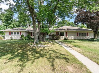 1001 East St, Three Rivers, MI 49093