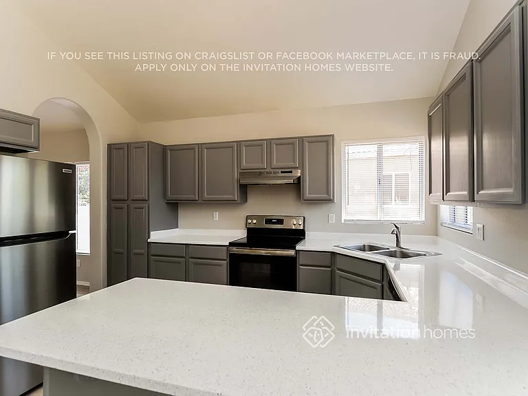 687 W Country Estates Ave — Photo 7
