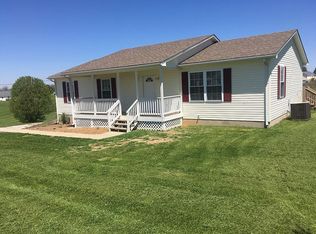 154 Lancaster Rd, Vine Grove, KY 40175