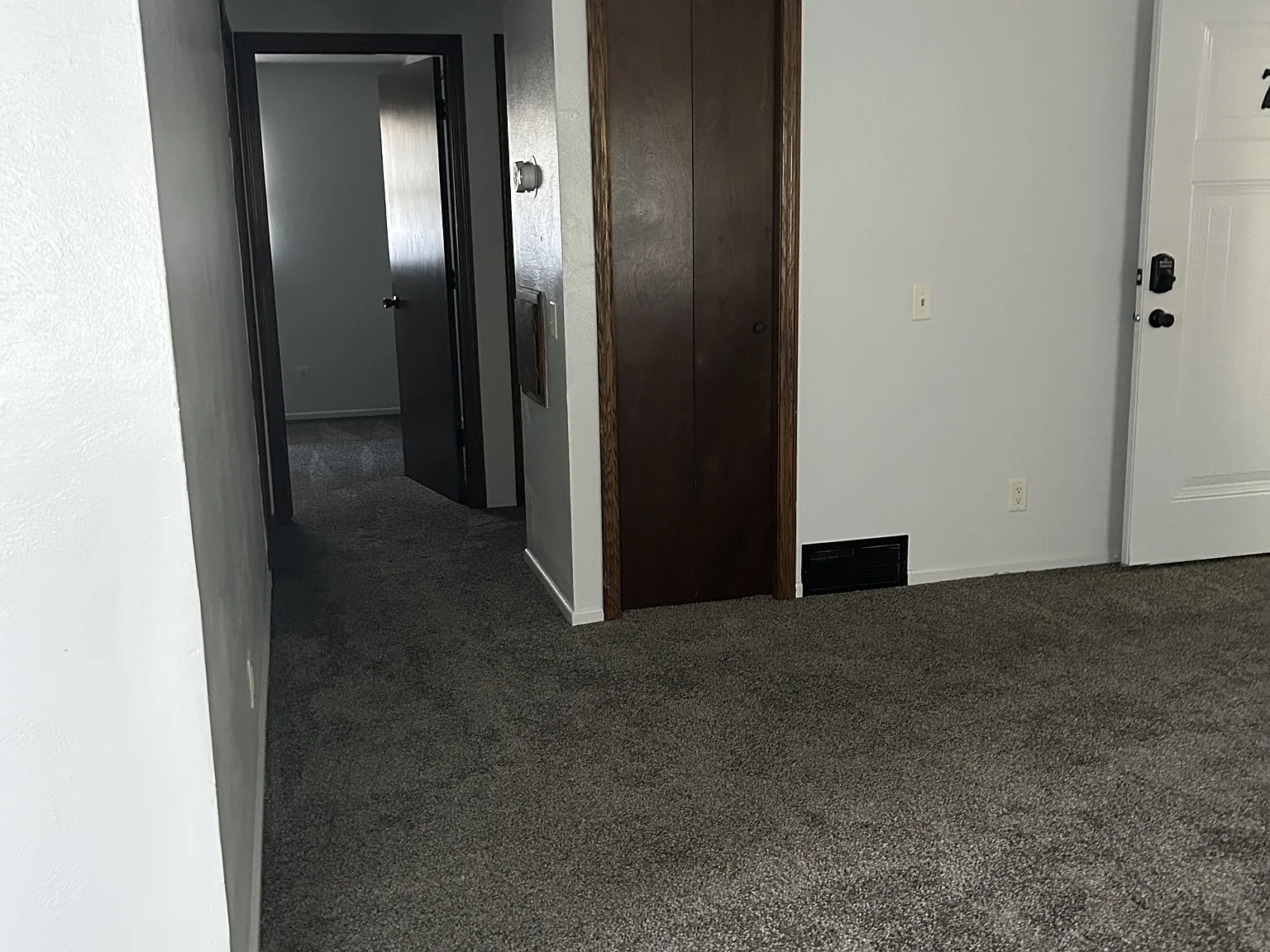 2617 Smithfield Drive (3G) - 7 — Photo 4