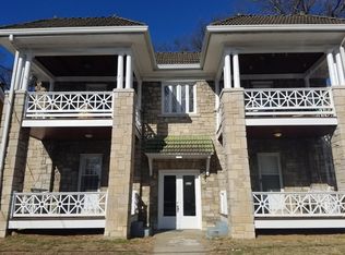 317 Aylesford Pl #4, Lexington, KY 40508
