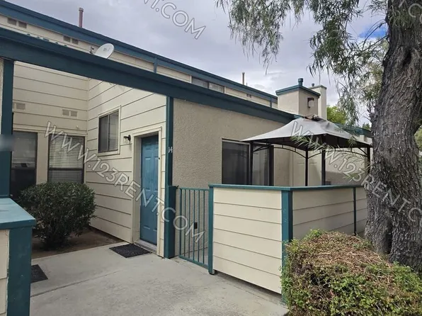 44544 15th St E Unit 14, Lancaster, CA 93535