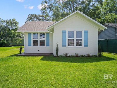 22214 Pine St, Robertsdale, AL, 36567