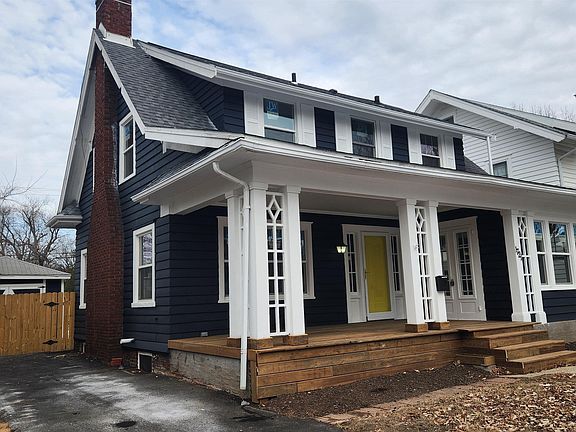 2nd image of 1721 W Ayres Ave