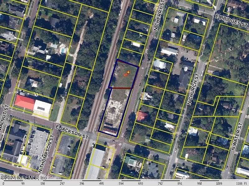 1st image of 303 N CHERRY Street