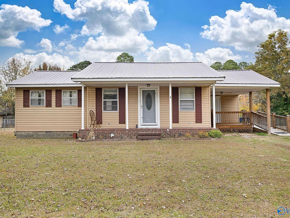 1st image of 202 Katherine Dr