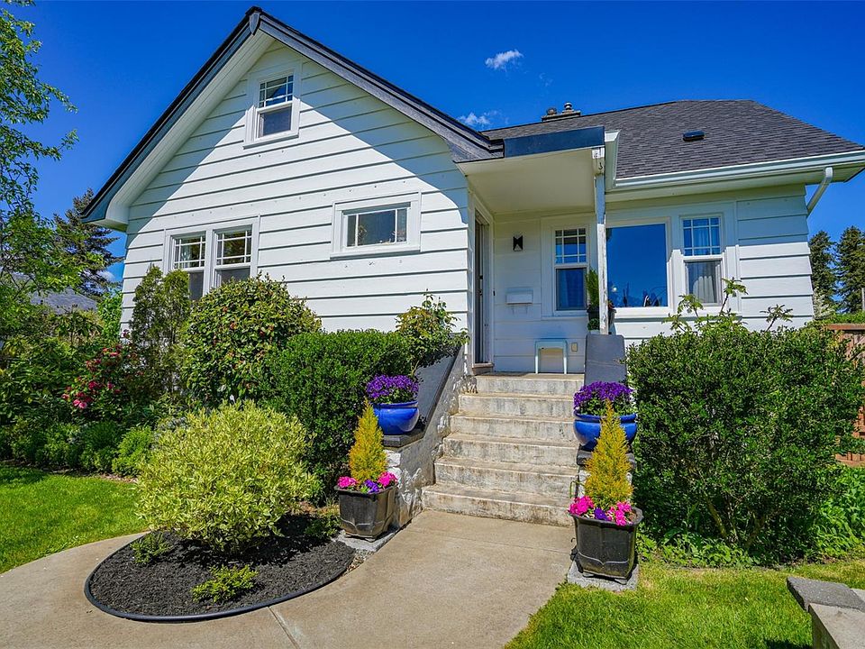 1st image of 4621 Strathern St