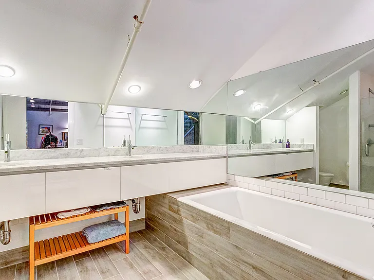 246 Koehler Ct — Photo 24