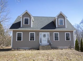 192 Damon Rd, Ashby, MA 01431