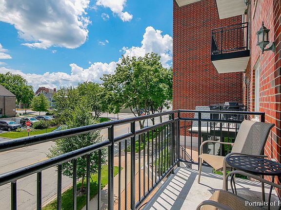4th image of 501 Forest Ave APT 207