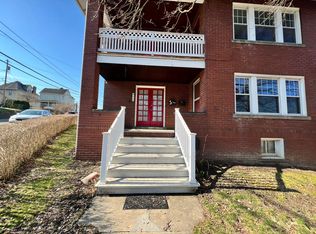 418-420 Ridgeway St #1, Greensburg, PA 15601