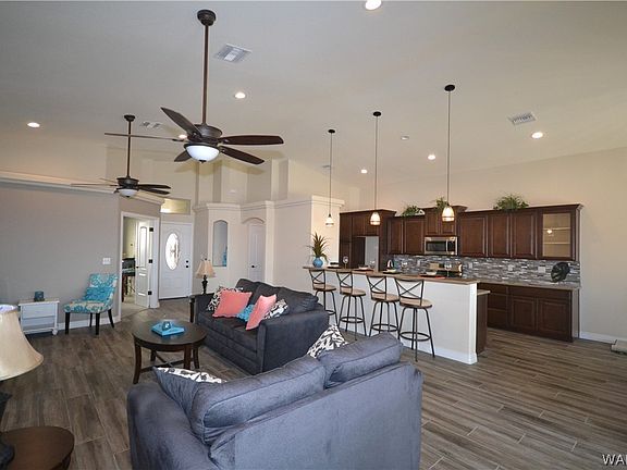4th image of 2082 E Valor Drive E