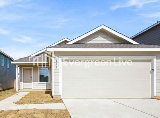 452 Jones Beach Ln, Jarrell, TX 76537
