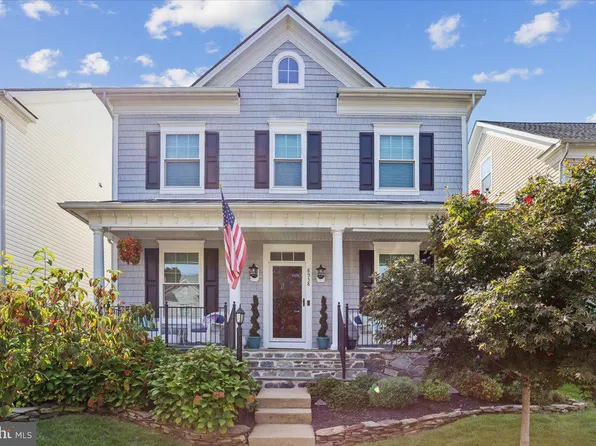 8958 Junco Ct, Gainesville, VA 20155