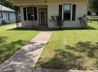 918 W Morgan St, Denison, TX 75020