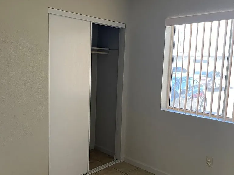 2710 McCulloch Blvd N — Photo 9