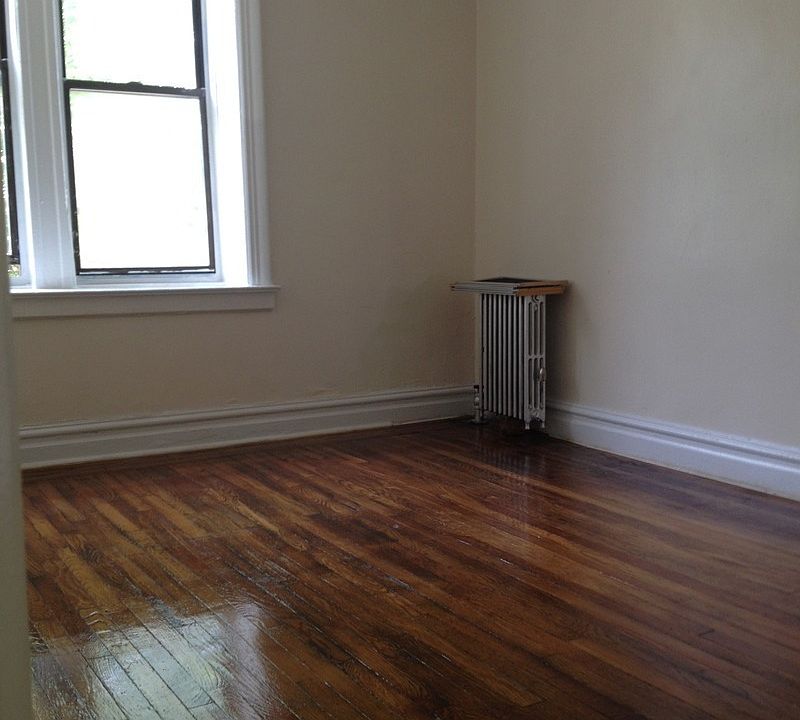2nd image of 993 Carroll St APT B3