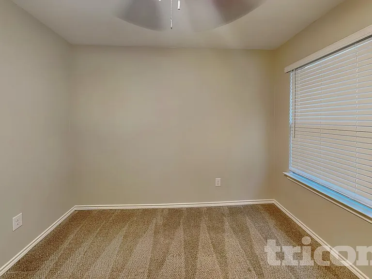 9125 Nevis Dr — Photo 11