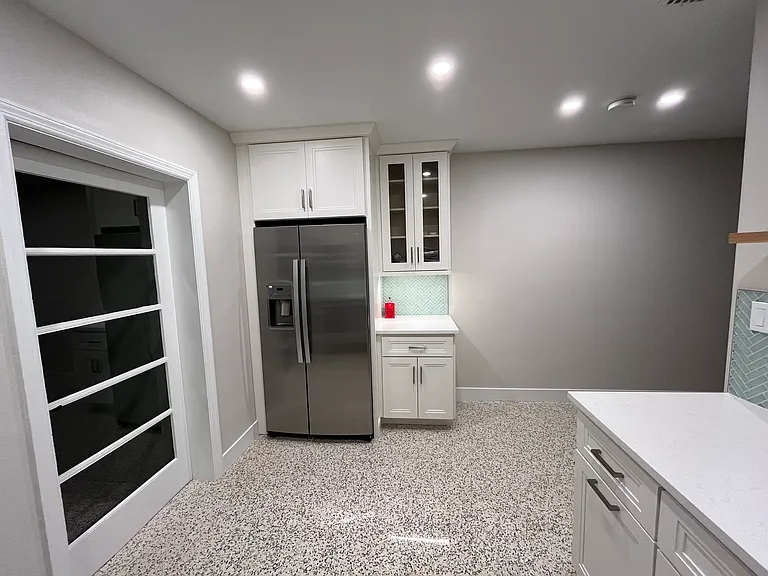 5919 Hollywood Blvd #B — Photo 24