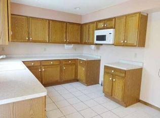 1656 Stoddard Ln, Racine, WI 53406