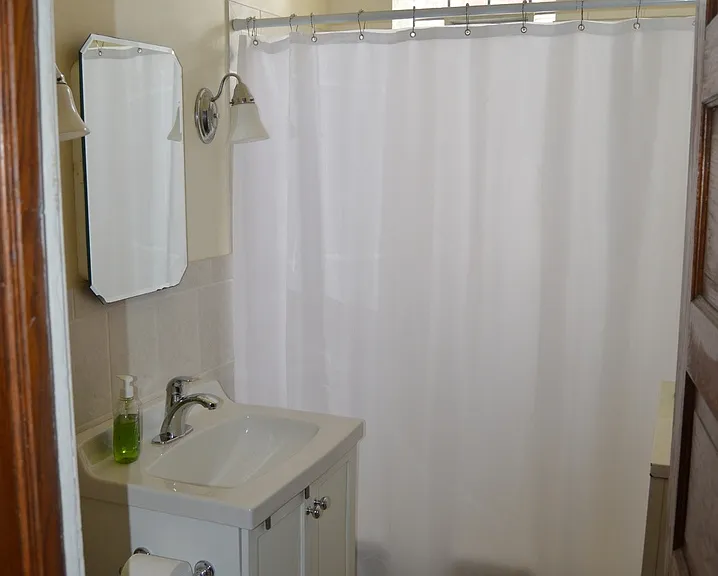 3717 N Wayne Ave #2 — Photo 9