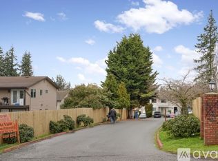 4113 156th St SW #C12, Lynnwood, WA 98087