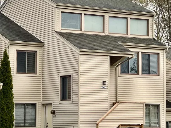 300 Brittany Farms Rd APT C, New Britain, CT 06053