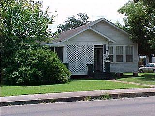 2nd image of 703 Weeks St #A