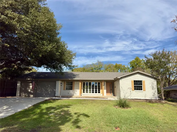 3720 Glenmont Dr, Fort Worth, TX 76133