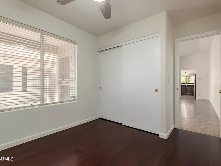 4634 E Grovers Ave — Photo 27