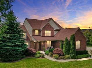 13080 Ventura Dr, Belleville, MI