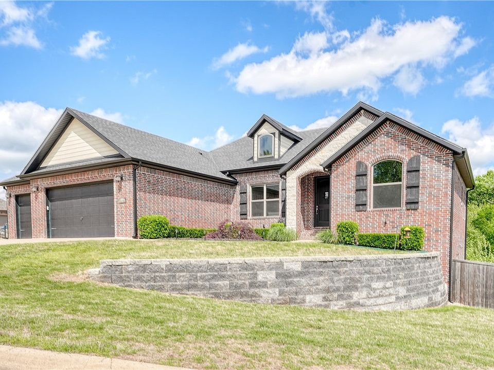 1st image of 12198 Lost Oak Dr
